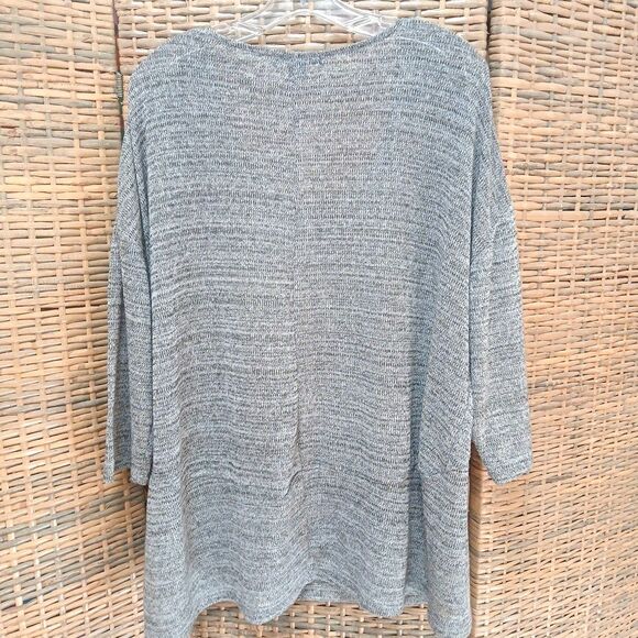 Beverly Drive Women's Plus Metallic Design Sweater Top 3X Gray Black/Gold Ladies - Picture 2 of 7